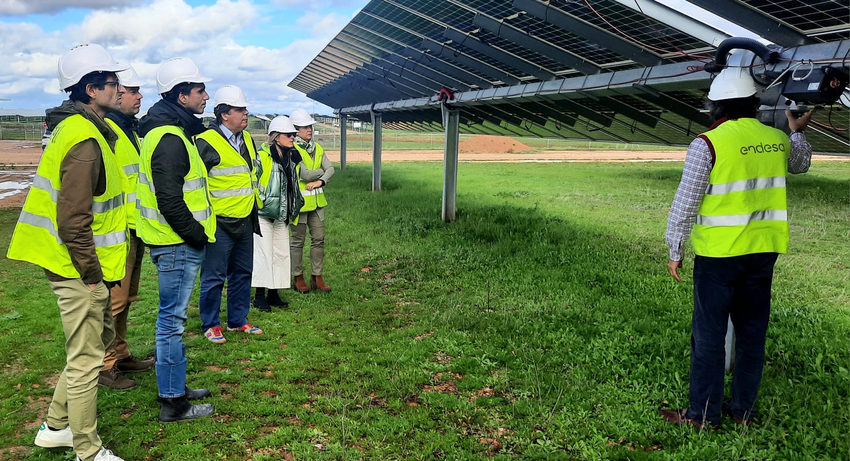 “ADENE +Próxima” visita central solar fotovoltaica Augusto da empresa Endesa