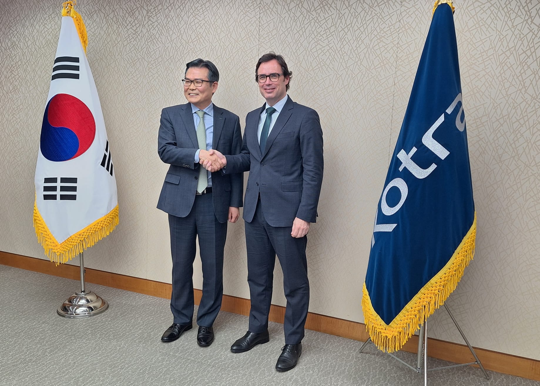 ADENE Reforça cooperação energética com Coreia do Sul em missão estratégica